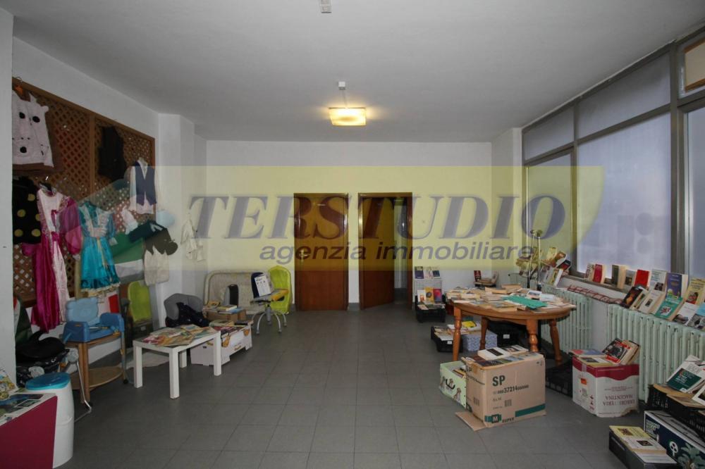 magazzino-laboratorio in vendita a Mapello