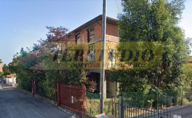 Rustico / casale plurilocale in vendita a Urgnano - Rustico / casale plurilocale in vendita a Urgnano