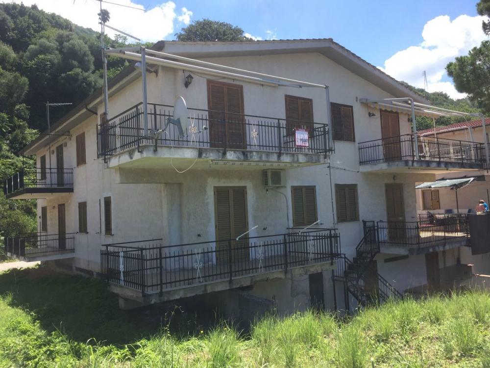 Appartamento trilocale in vendita a falconara albanese - Appartamento trilocale in vendita a falconara albanese