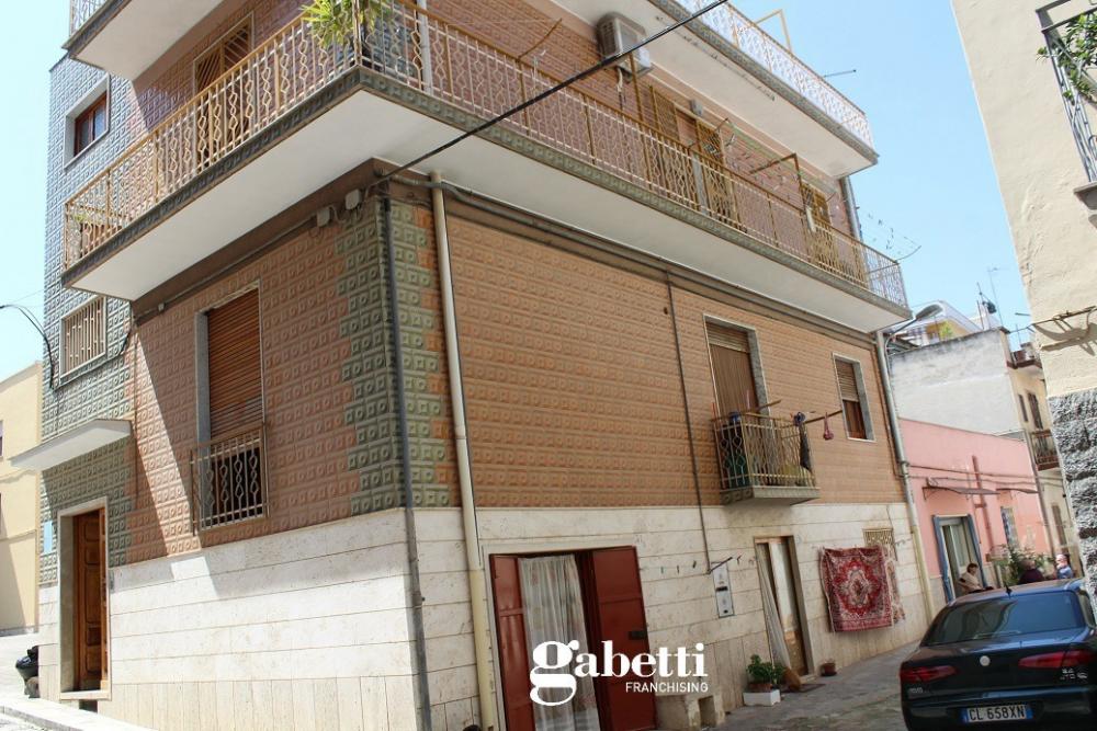 Villa indipendente plurilocale in vendita a canosa di puglia - Villa indipendente plurilocale in vendita a canosa di puglia