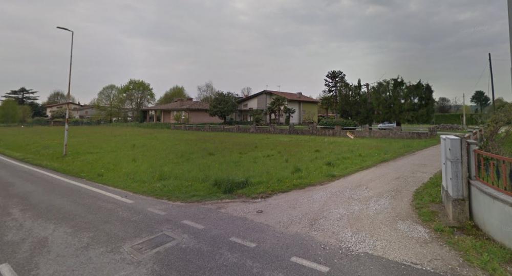 terreno residenziale in vendita a Zompitta