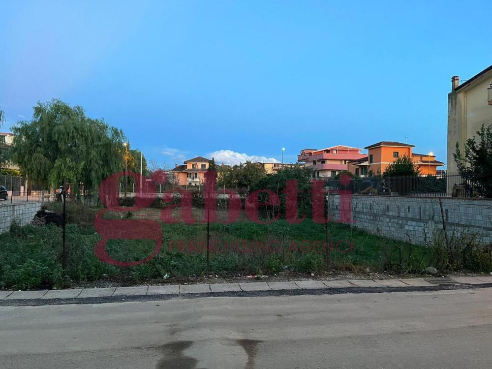 terreno residenziale in vendita a Portico di Caserta
