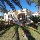 Villa indipendente plurilocale in vendita a aprilia