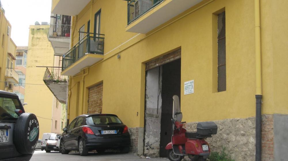 magazzino-laboratorio in affitto a Agrigento