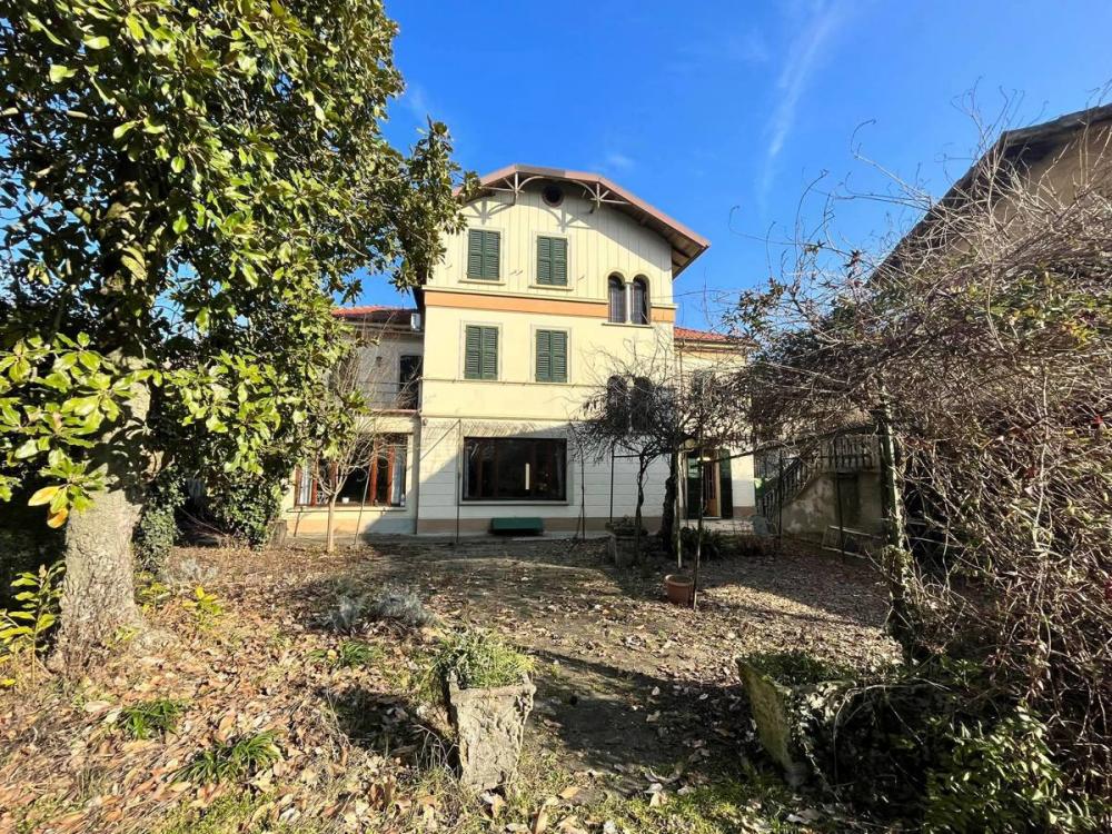 Villa indipendente plurilocale in vendita a bressana bottarone - Villa indipendente plurilocale in vendita a bressana bottarone