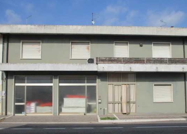 magazzino-laboratorio in vendita a Bevilacqua