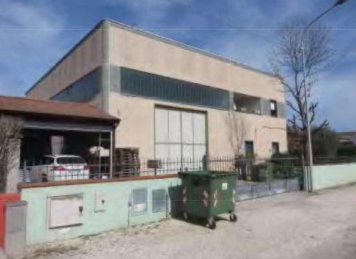 Magazzino-laboratorio quadrilocale in vendita a viadana - Magazzino-laboratorio quadrilocale in vendita a viadana