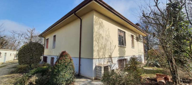 villa in vendita a Rodigo