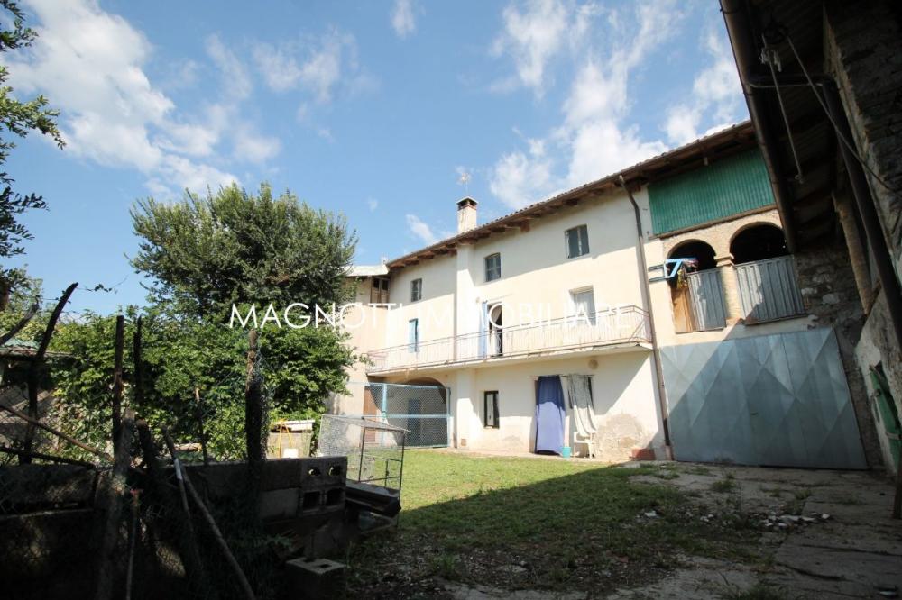 Casa quadrilocale in vendita a Rive d'Arcano - Casa quadrilocale in vendita a Rive d'Arcano