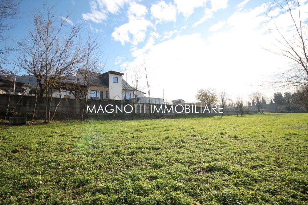 Terreno residenziale in vendita a Gemona del Friuli - Terreno residenziale in vendita a Gemona del Friuli
