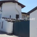 Villa quadrilocale in vendita a Udine