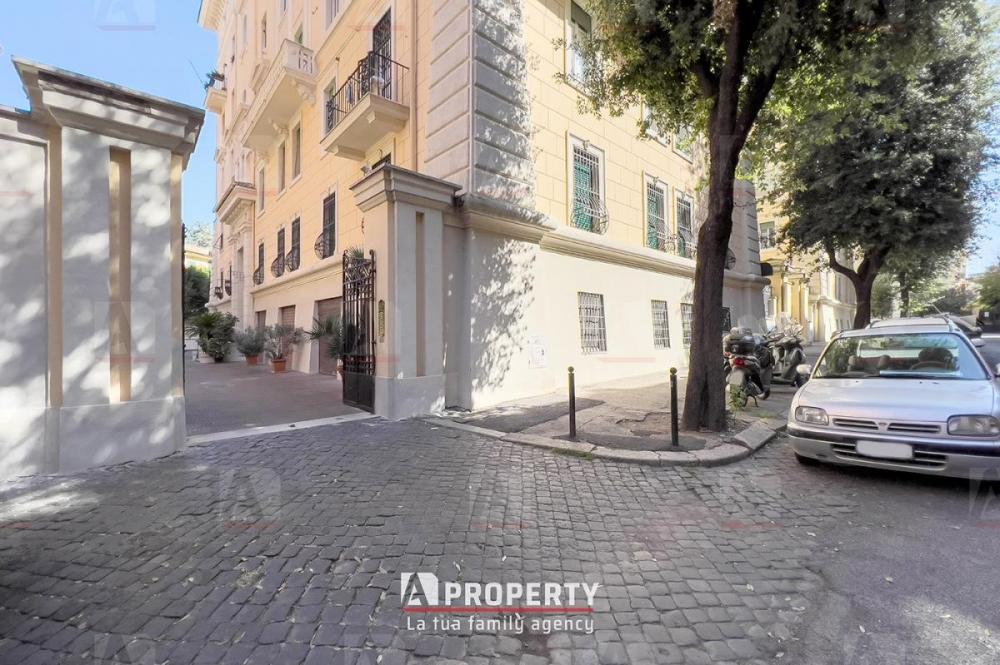 ESTERNI - Appartamento trilocale in vendita a Trieste - Somalia - Salario