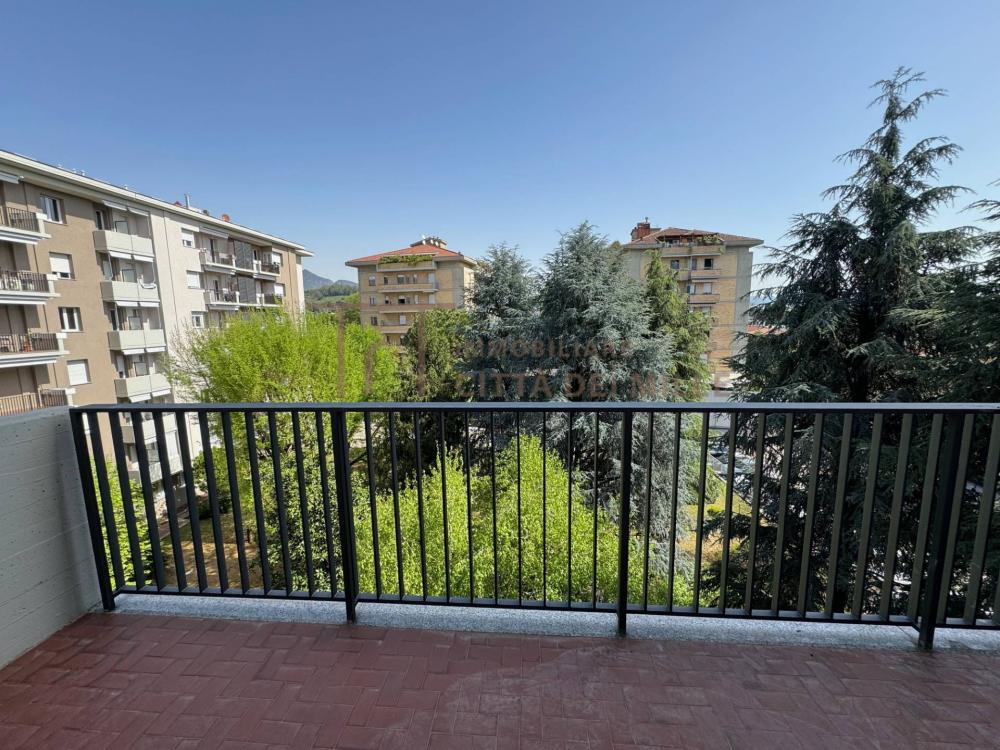 Appartamento quadrilocale in vendita a Bergamo - Appartamento quadrilocale in vendita a Bergamo