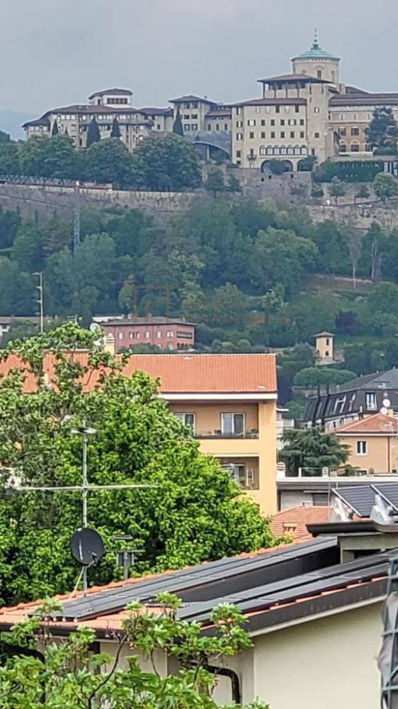 Appartamento trilocale in vendita a Bergamo - Appartamento trilocale in vendita a Bergamo