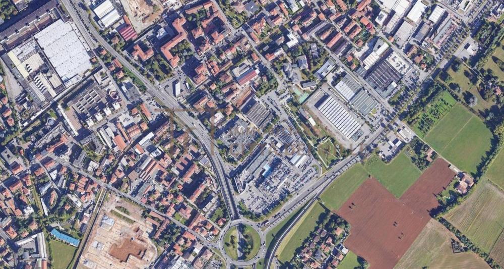 Capannone industriale in affitto a Bergamo - Capannone industriale in affitto a Bergamo