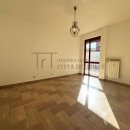 Appartamento quadrilocale in vendita a Bergamo