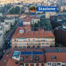 Appartamento quadrilocale in vendita a Como