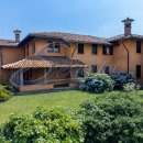 Villa indipendente plurilocale in affitto a Cantù