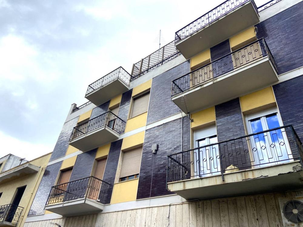 Appartamento trilocale in vendita a Monserrato - Appartamento trilocale in vendita a Monserrato