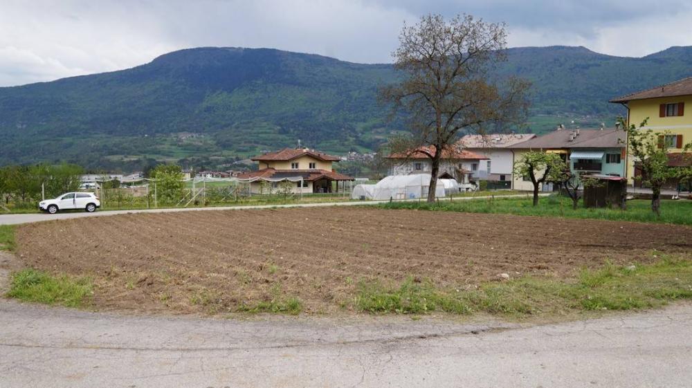 terreno residenziale in vendita a Comano Terme