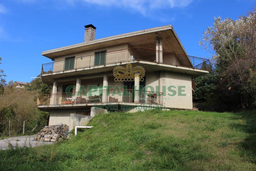 villa indipendente in vendita a Capriglia Irpina