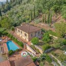 Villa indipendente plurilocale in vendita a San Giuliano Terme