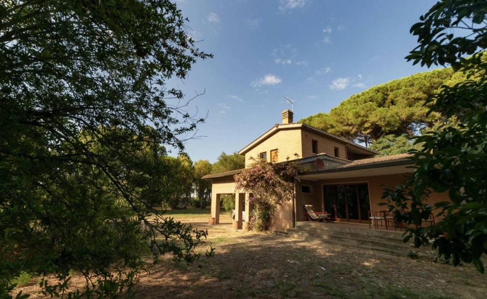 Villa indipendente plurilocale in vendita a Magliano in Toscana - Villa indipendente plurilocale in vendita a Magliano in Toscana