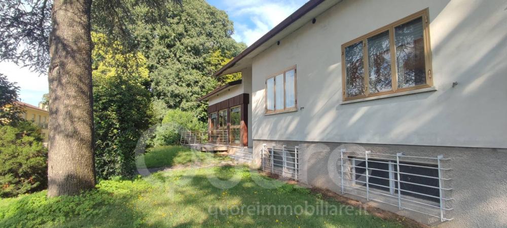 Villa indipendente plurilocale in vendita a Mortegliano - Villa indipendente plurilocale in vendita a Mortegliano
