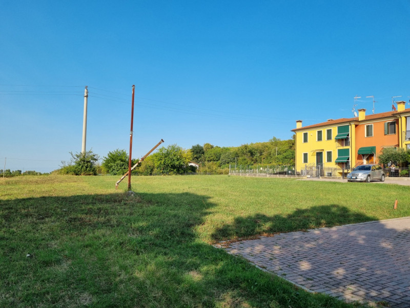 terreno residenziale in vendita a Rovolon