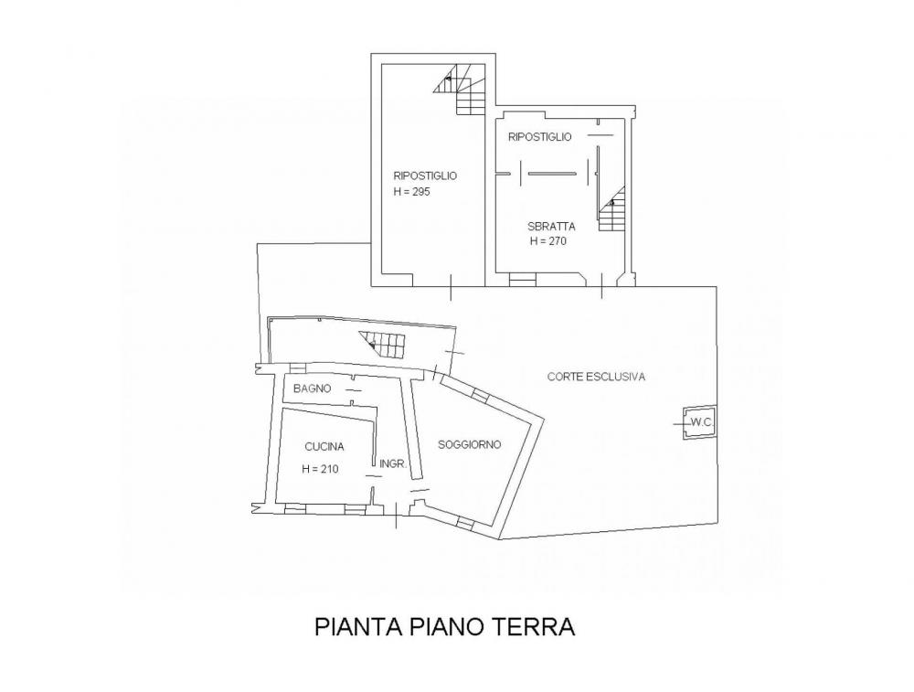 Rustico / casale plurilocale in vendita a Manzano - Rustico / casale plurilocale in vendita a Manzano