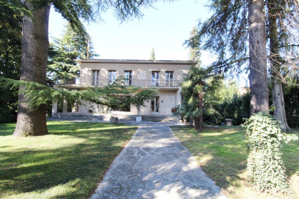 Villa plurilocale in vendita a Gorizia - Villa plurilocale in vendita a Gorizia