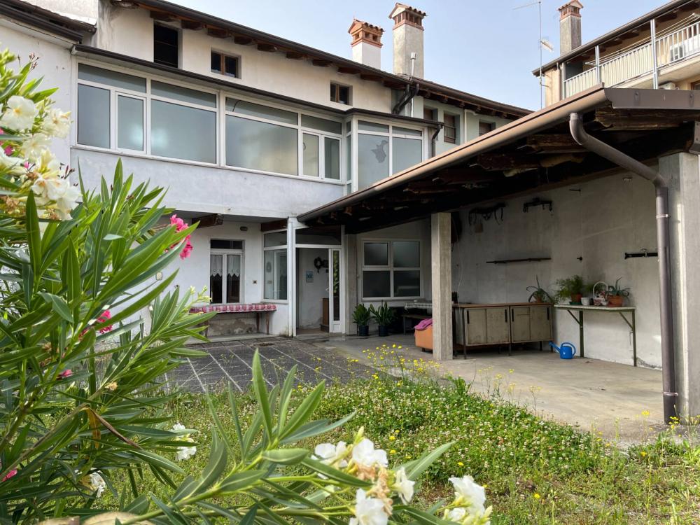 Villaschiera TRICAMERE in vendita a Lucinico | Vendita a Gorizia  #finsubito richiedi mutuo fino 100%