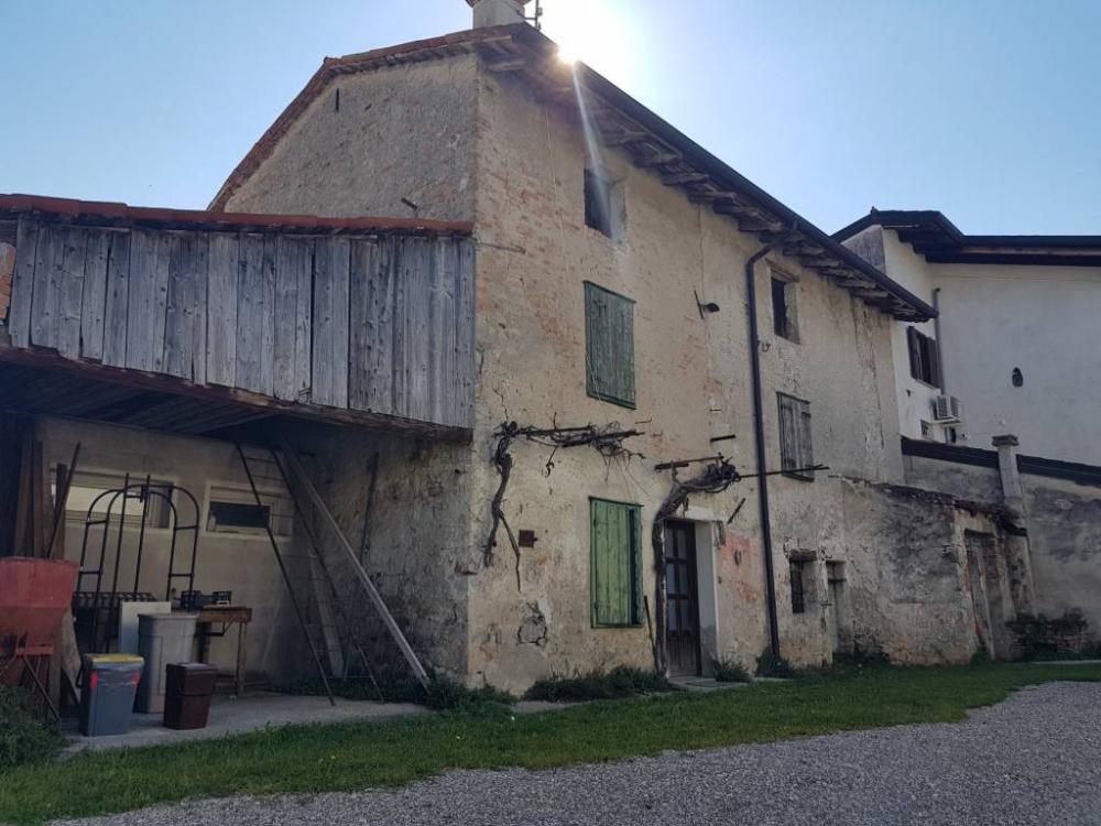 villaschiera in vendita a Mariano del Friuli
