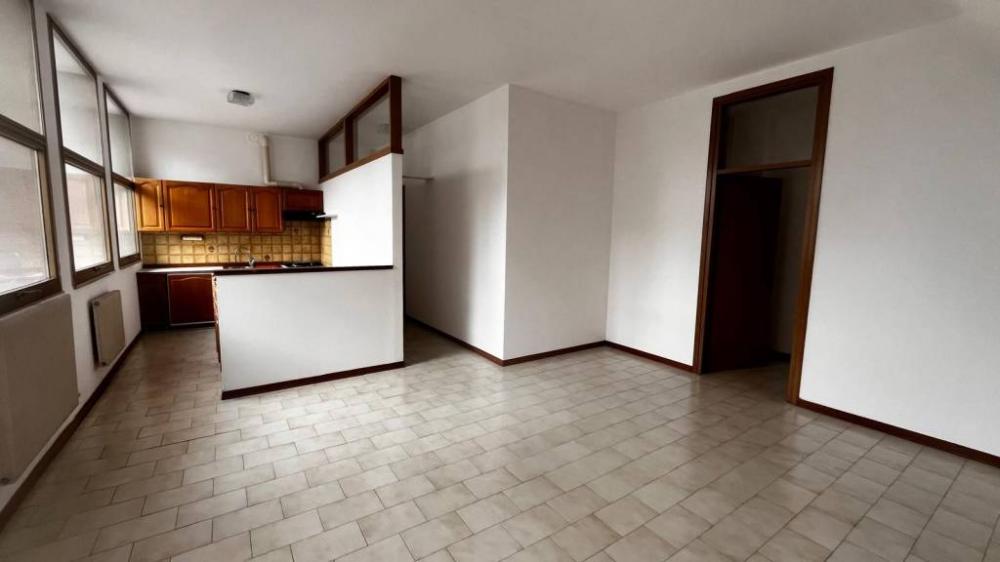 079c018fbfec887694082efd206698f3 - Appartamento plurilocale in vendita a Codroipo