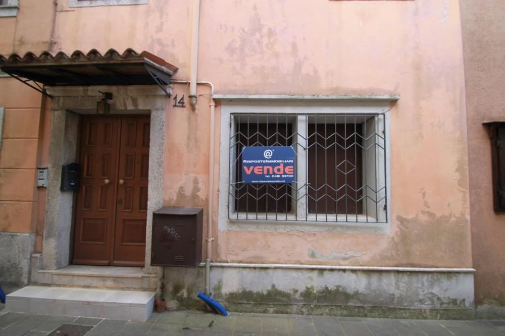 Casa pluricamere in vendita a Gradisca d'Isonzo - Casa pluricamere in vendita a Gradisca d'Isonzo