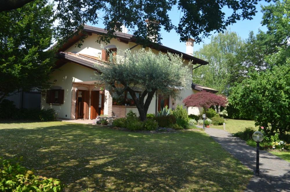villa indipendente in vendita a Fiumicello