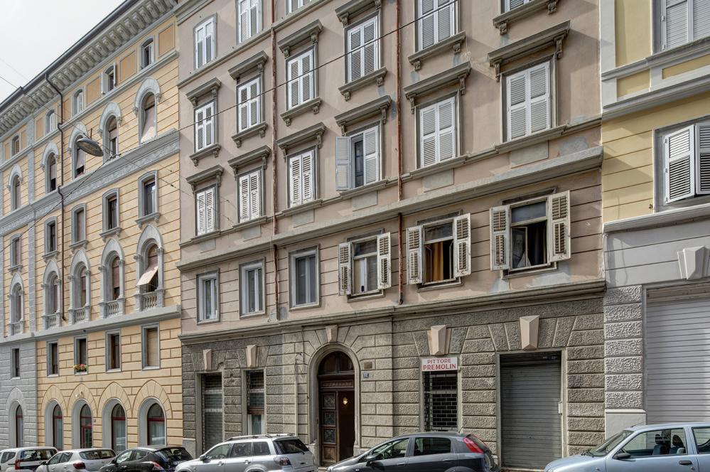 Appartamento quadrilocale in vendita a Trieste - Appartamento quadrilocale in vendita a Trieste