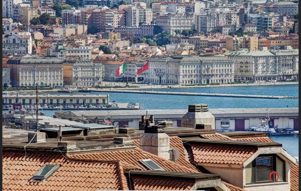 bifamiliare in vendita a Trieste