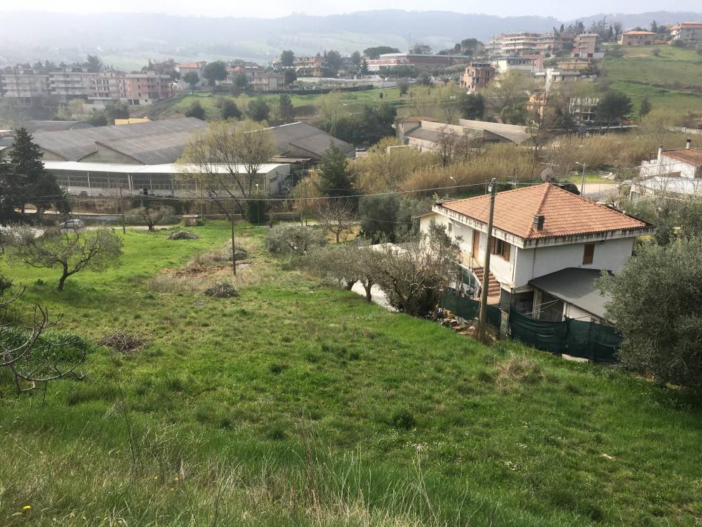 Terreno residenziale in vendita a San Benedetto del Tronto - Terreno residenziale in vendita a San Benedetto del Tronto