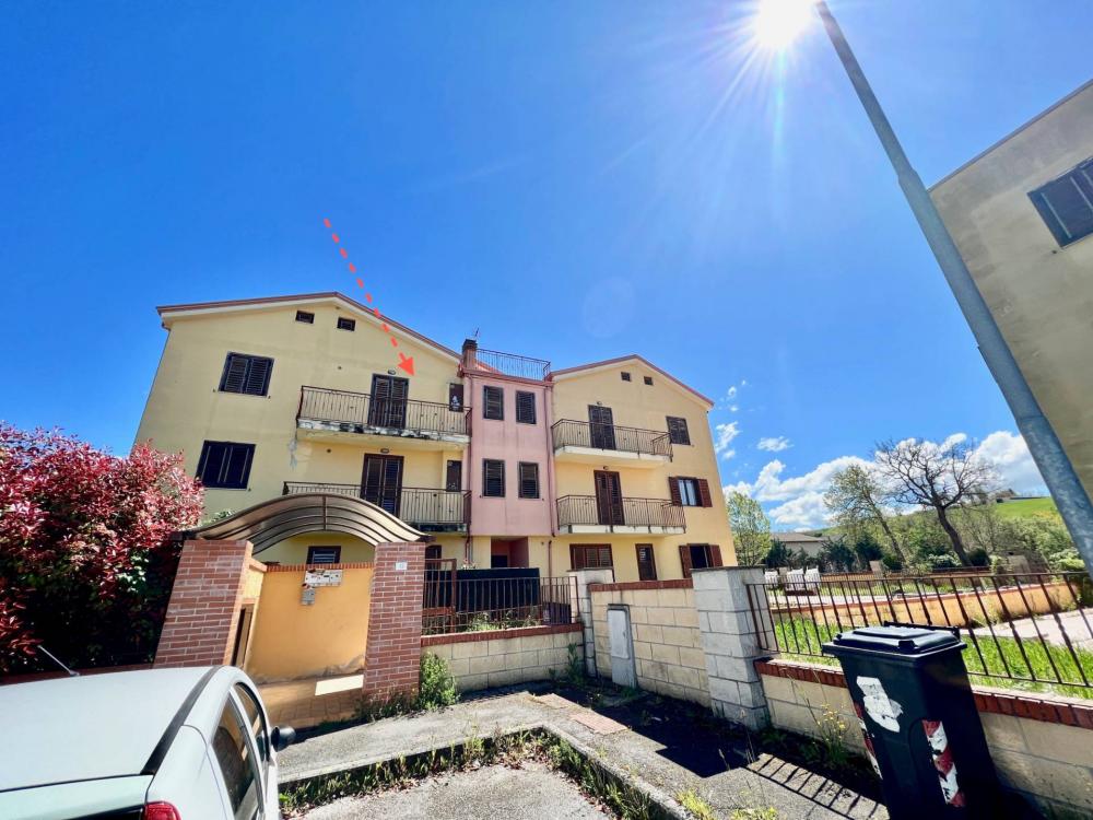 Appartamento quadrilocale in vendita a Cerreto d'Esi - Appartamento quadrilocale in vendita a Cerreto d'Esi