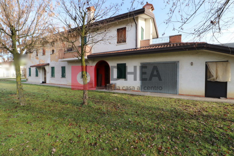 Casa quadrilocale in vendita a san-biagio-di-callalta - Casa quadrilocale in vendita a san-biagio-di-callalta
