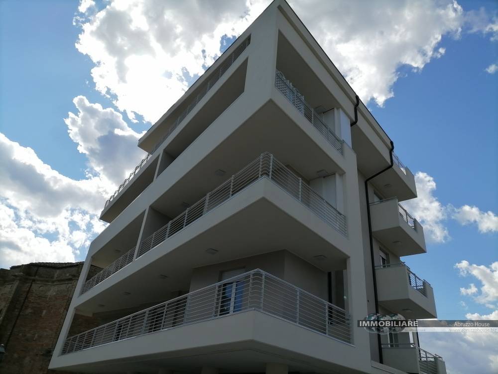 Appartamento quadrilocale in vendita a Corropoli - Appartamento quadrilocale in vendita a Corropoli