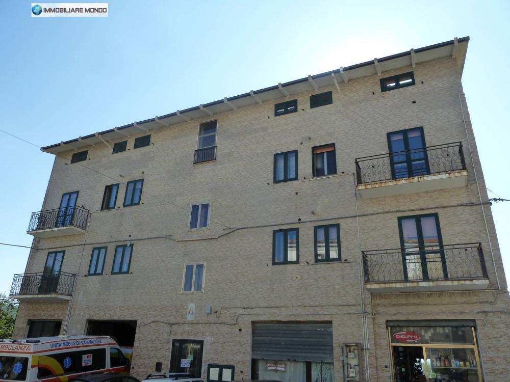 Stabile intero plurilocale in vendita a Castelmauro - Stabile intero plurilocale in vendita a Castelmauro