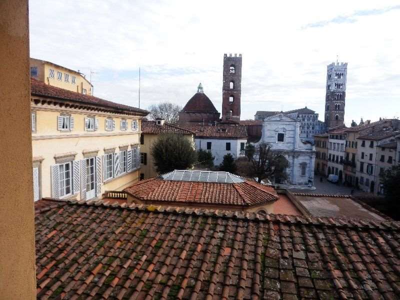 ufficio in vendita a Lucca