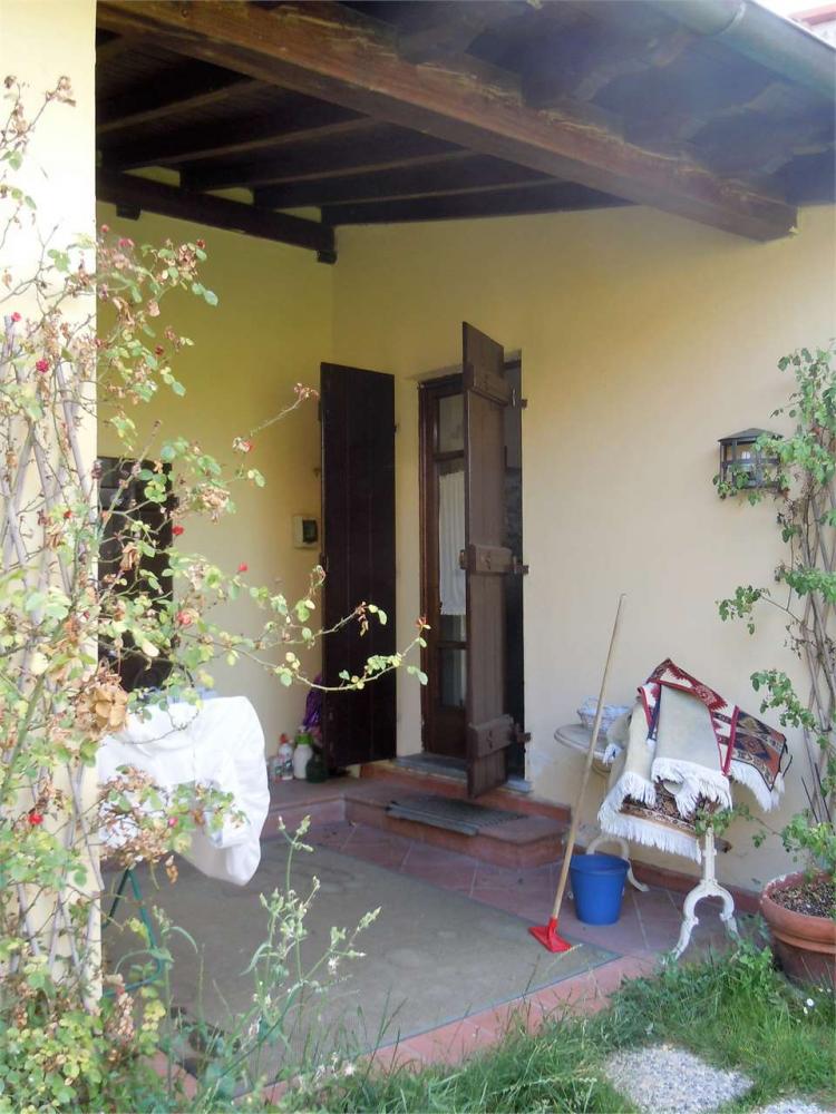 Casa plurilocale in vendita a Segromigno in monte - Casa plurilocale in vendita a Segromigno in monte