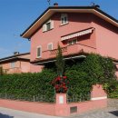 Casa plurilocale in vendita a Bozzano