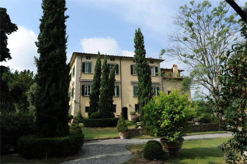 Villa plurilocale in vendita a camaiore - Villa plurilocale in vendita a camaiore