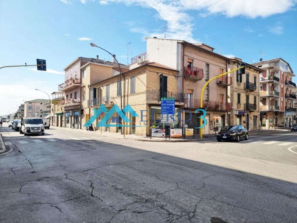 Spazio commerciale monolocale in vendita a San Benedetto del Tronto - Spazio commerciale monolocale in vendita a San Benedetto del Tronto