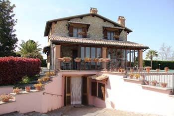 villa in vendita a Porano