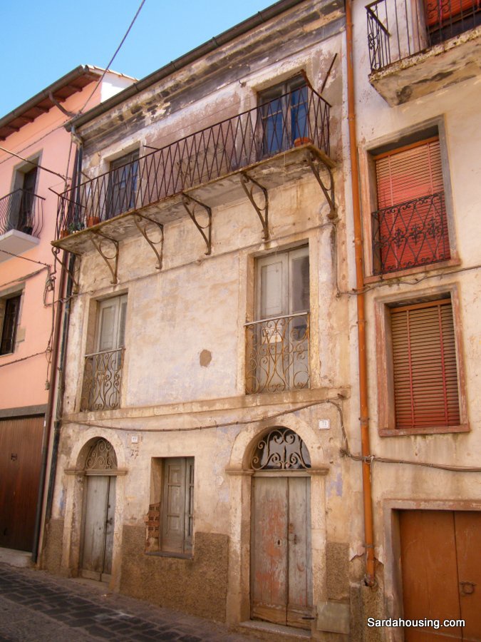 Casa La Volta in vendita a Santu Lussurgiu Sardegna, Sardahousing - Bifamiliare plurilocale in vendita a santu-lussurgiu